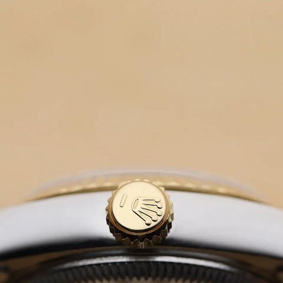 Sale! Ladies Rolex 18kt Datejust New Condition Watch With Box - Picture 6 of 8